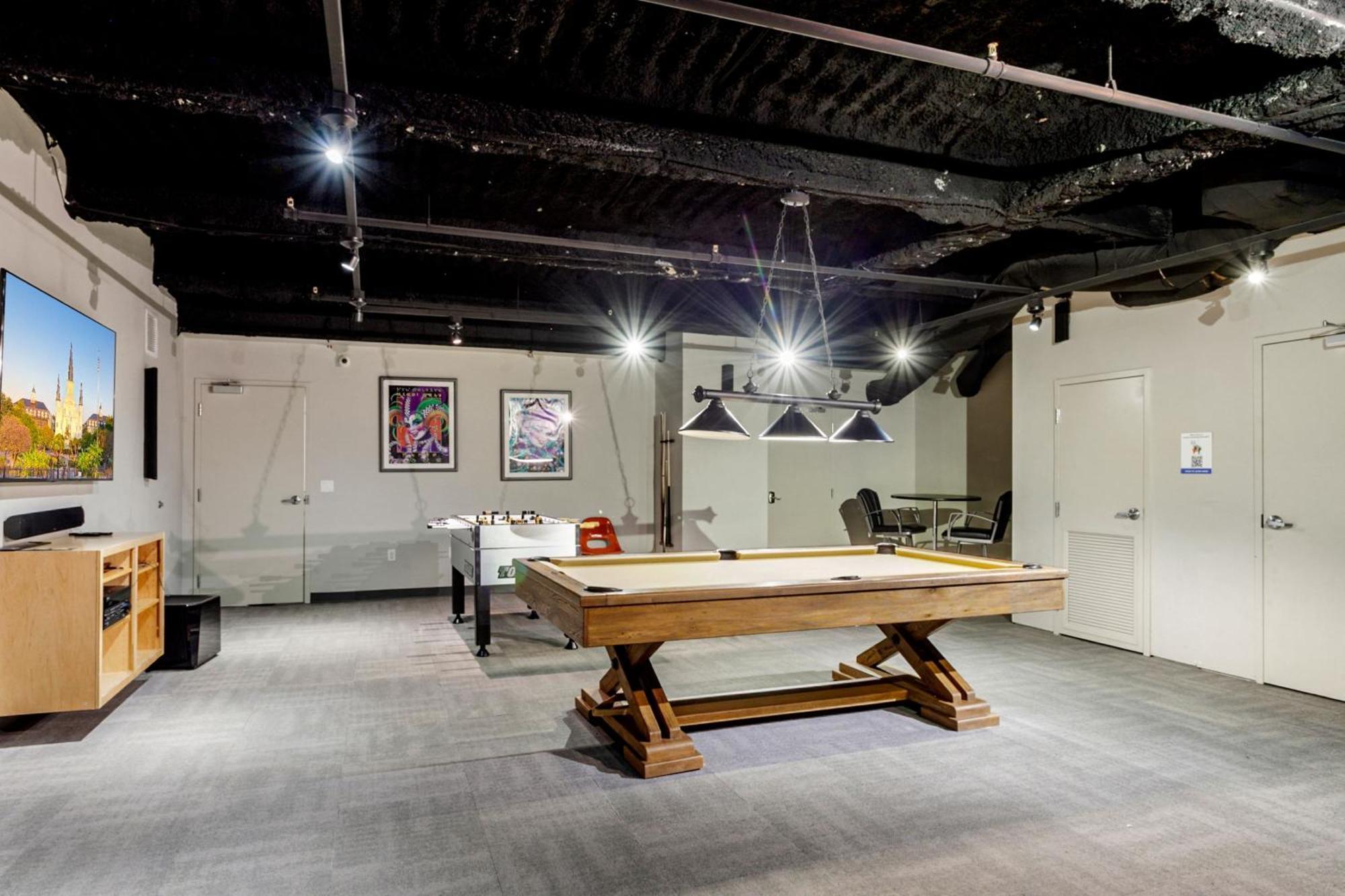 Upscale Condos And Penthouses Close To Canal And Bourbon St Nowy Orlean Zewnętrze zdjęcie